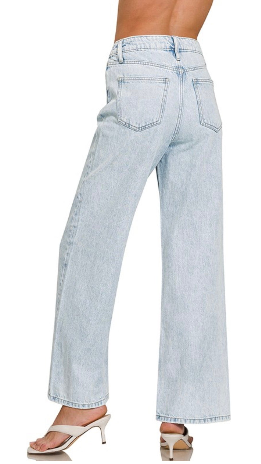 Light Washed Jeans