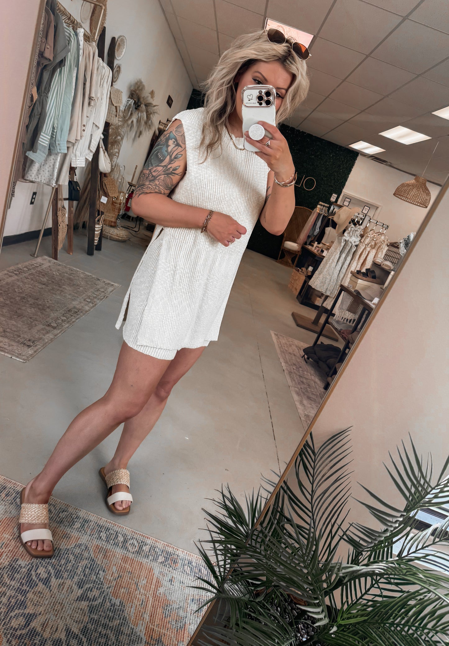 Elisa Elevated Lounge Set